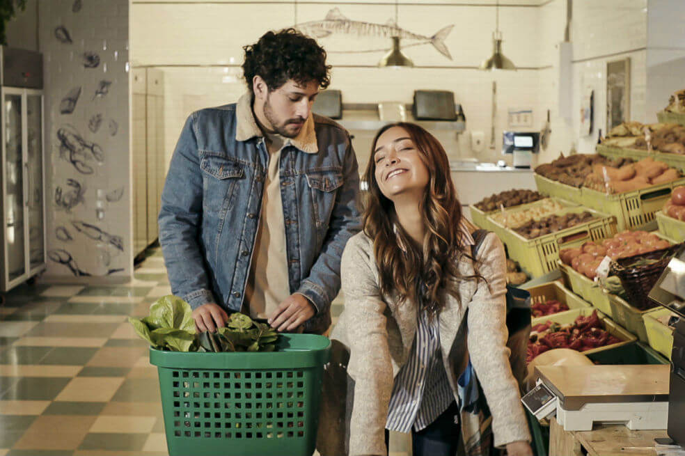 José Daniel Cristancho como Miguel y María Camila Giraldo como Andrea en una escena de “Friendzone”. / Cortesía