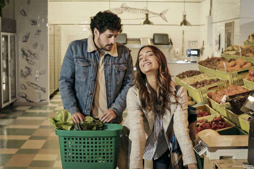José Daniel Cristancho como Miguel y María Camila Giraldo como Andrea en una escena de “Friendzone”. / Cortesía
