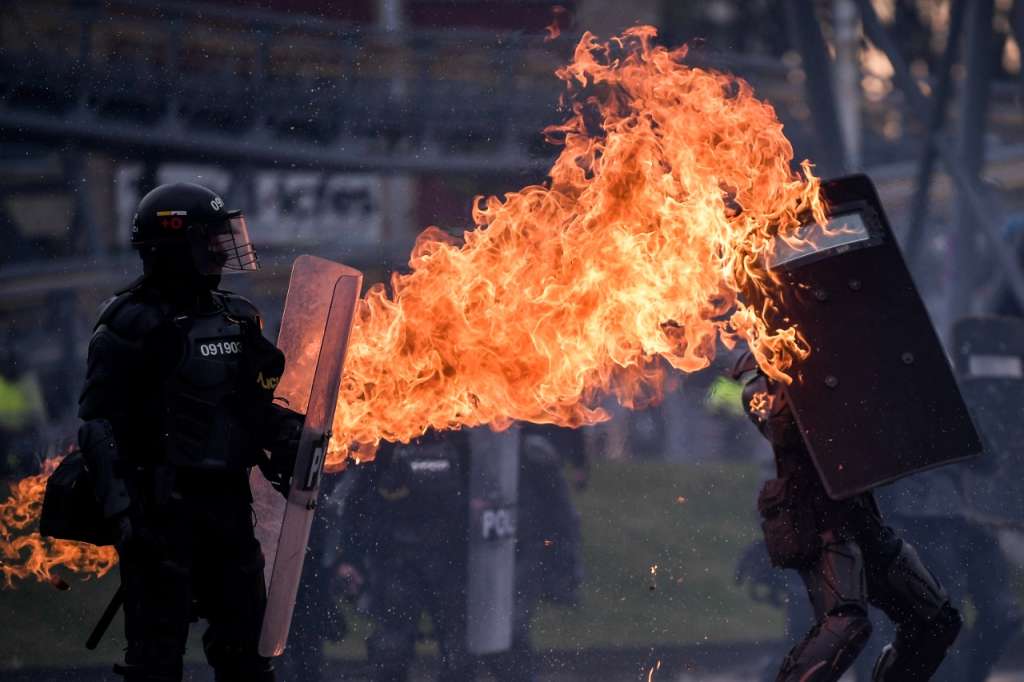 Los enfrentamientos alrededor de las 6 p.m.