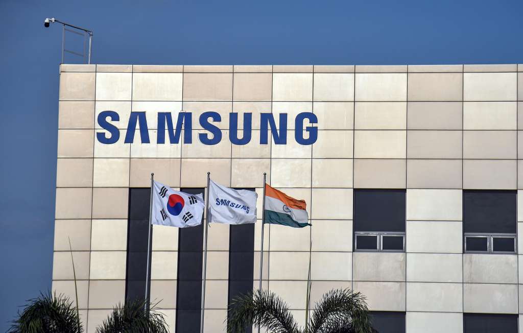 Chennai (India), 16/09/2024.- A general view of the Samung plant wheres workers of Samsung India Electronics went on strike in Chennai, Tamil Nadu, India, 16 September 2024. According to K Shanmugam, a senior police officer, the Kancheepuram district Tamil Nadu police detained over 100 Samsung workers striking at the Samsung home appliance plant situated near Chennai as they were planning to hold a march on without the necessary permission from the authorities, demanding better wages, and have been on strike for a week. EFE/EPA/RAGUL KRUSHAN