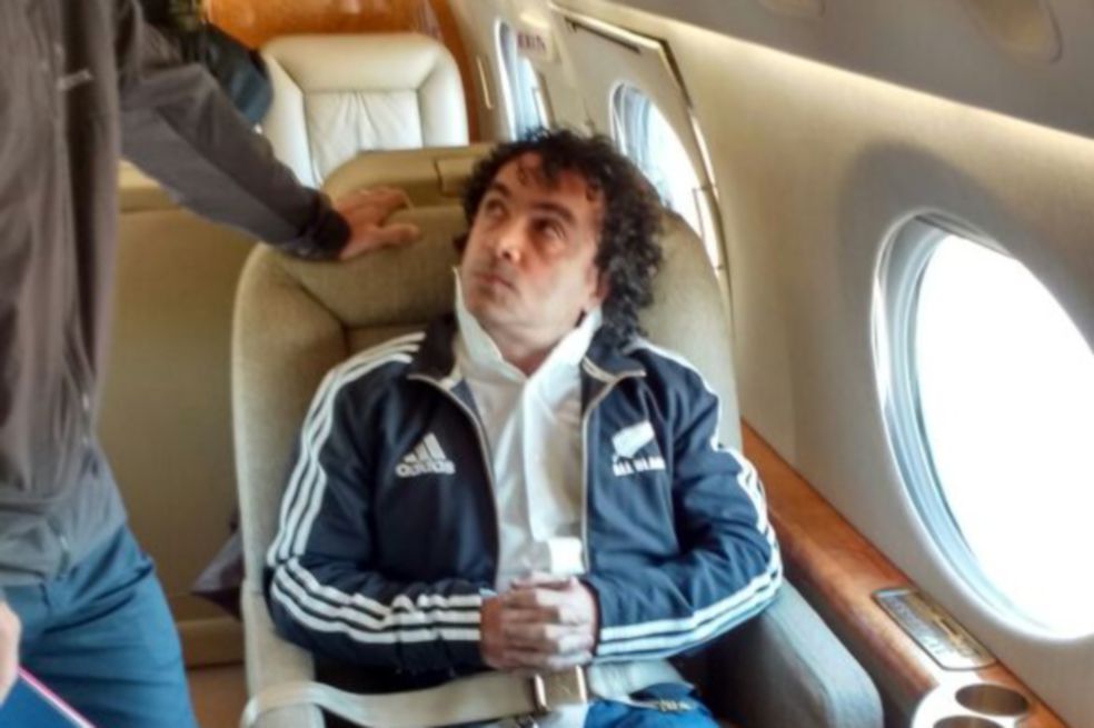 Momento de la extradición del presunto narcotraficante Henry De Jesús López Londoño, alias "Mi Sangre", en 2016 desde Buenos Aires (Argentina).