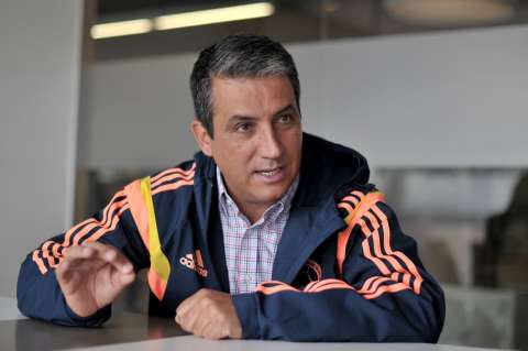 Se busca presidente
