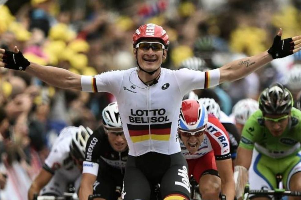 André Greipel ganando la sexta etapa del Tour de Francia en 2014.