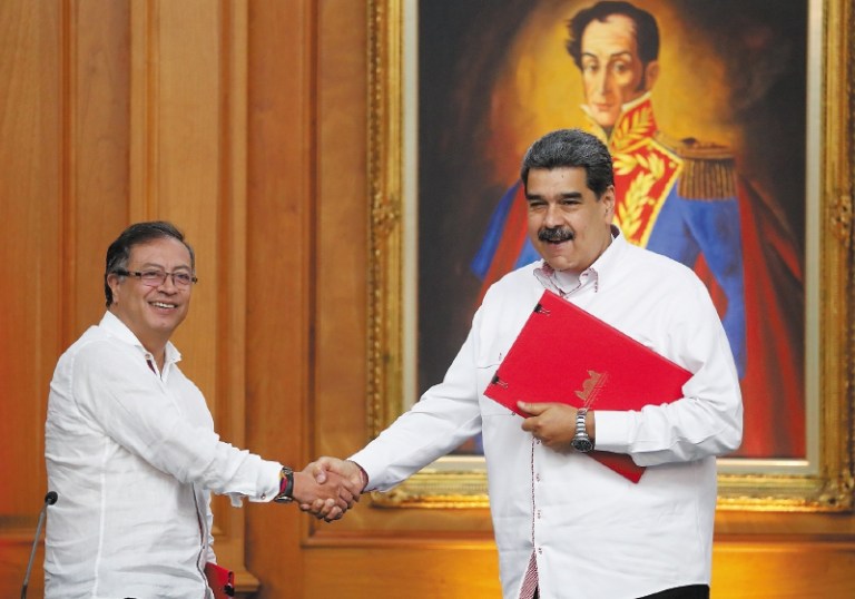 Petro volverá a Venezuela para una nueva reunión con Nicolás Maduro