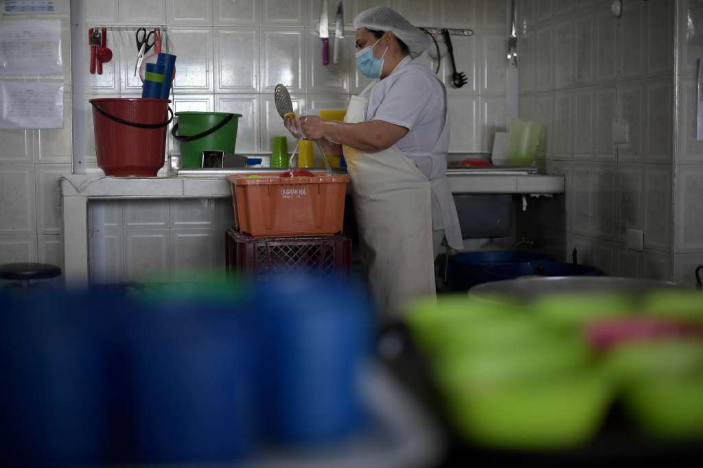 Las localidades con menor acceso a alimentos nutritivos son Bosa, Suba, Kennedy, Engativá y Usaquén, donde el 48% de los hogares de estrato 1 y el 32% de estrato 2, destinan menos de $600.000 al mes en alimentos.