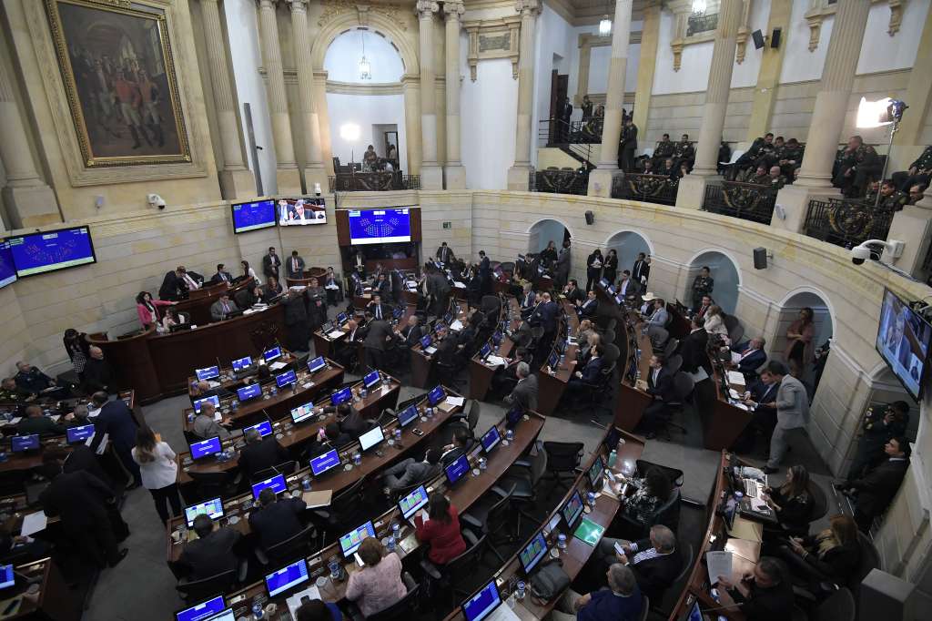 Moción de censura al Ministro de Defensa Guillermo Botero, llevado a cabo en el Congreso de la República.