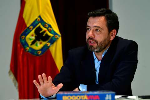 “El asedio al Palacio de Justicia y las presiones a la Corte son inaceptables”: Galán