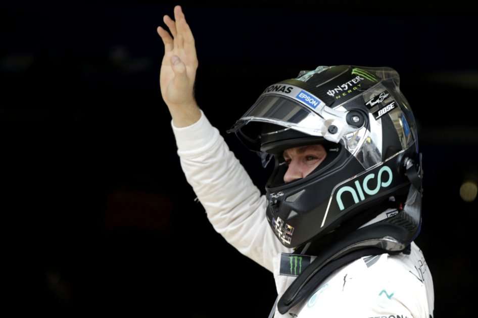 Nico Rosberg tras ganar la 'pole' del Gran Premio de Brasil. / EFE