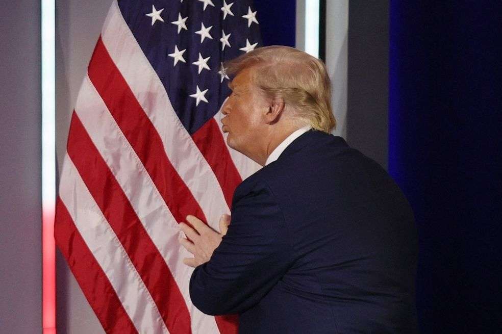 El expresidente de Estados Unidos, Donald Trump, reapareció en público y dijo que no creará un tercer partido.
