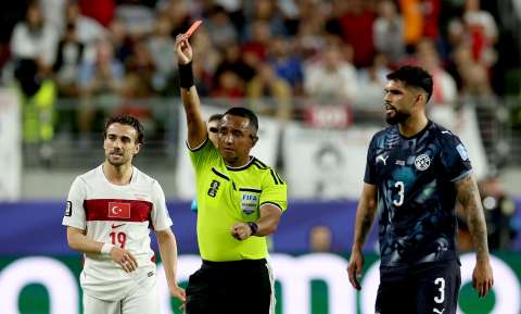 ¡Se aplicó la ley Prestianni! La insólita roja que recibió Miguel Almirón en el Mundial 2026