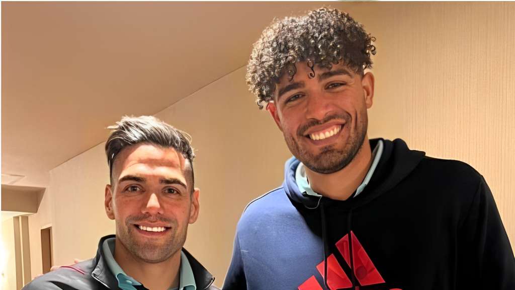 Radamel Falcao (i) y Álvaro Montero fueron convocados para la gira de la selección de Colombia por Asia en la última fecha Fifa.