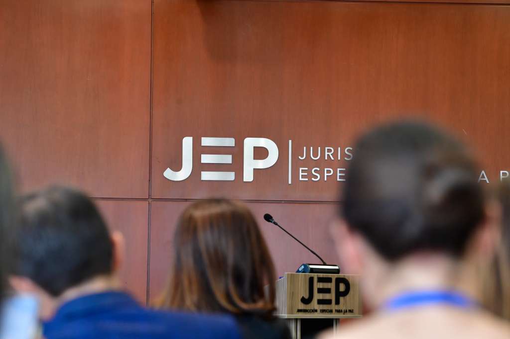 Actos de comunicación de los decretos de amnistía por parte de la Jurisdicción Especial de Paz (JEP)