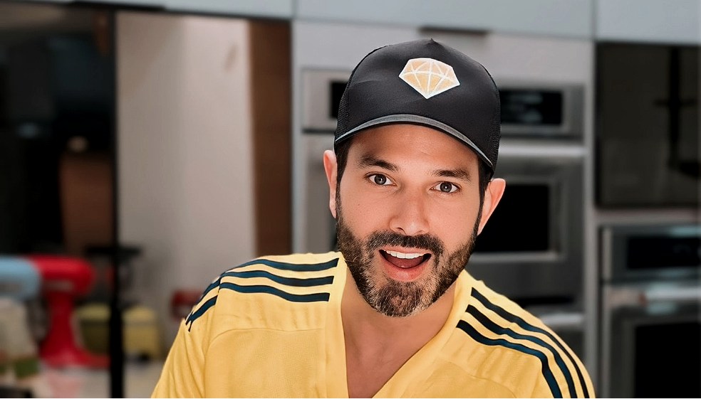 Alejandro Estrada, actor y empresario colombiano.