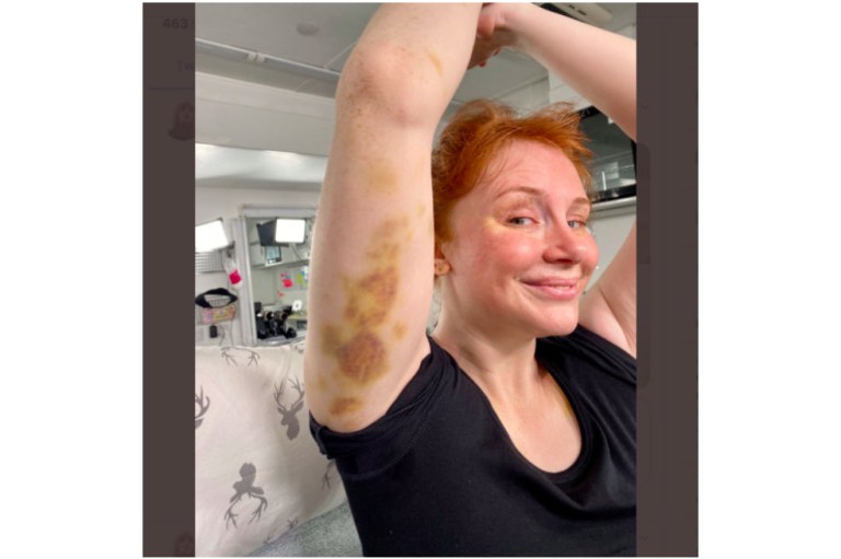Así terminó Bryce Dallas Howard después de un día de rodaje de “Jurassic World 3”