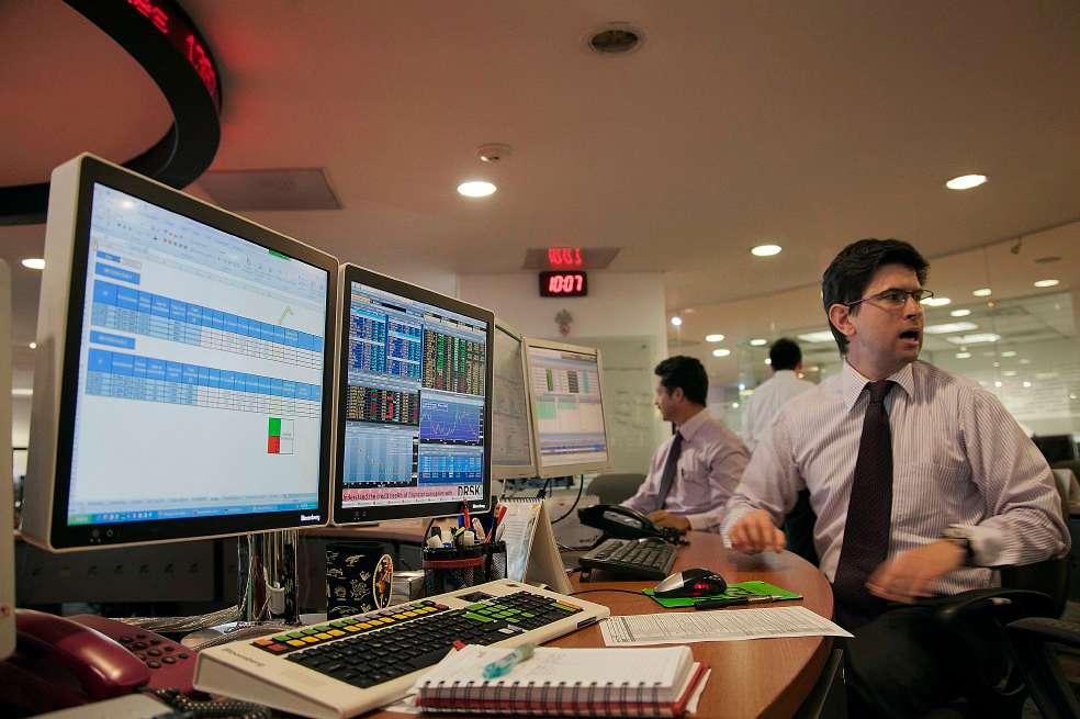La Bolsa de Valores de Colombia se resintió y muchos inversionistas se fueron retirando. / Bloomberg