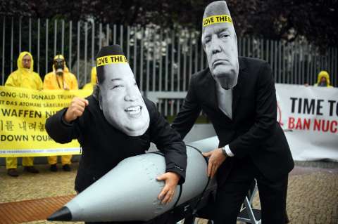 Tratado anti-nuclear no hará al mundo más pacífico: EE.UU.
