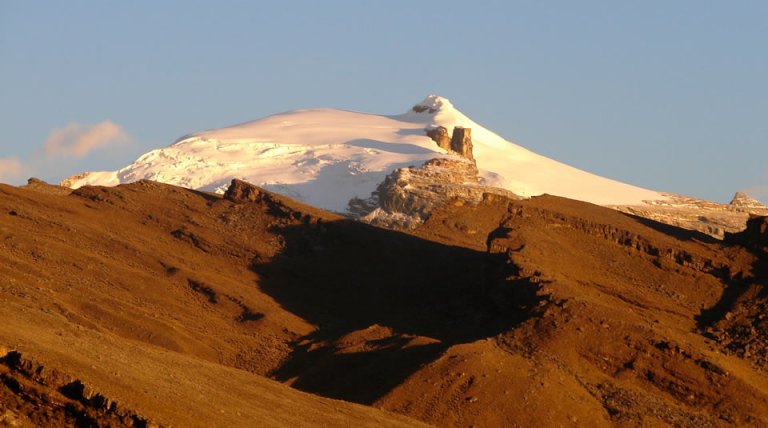 El Parque Nacional Natural el Cocuy se traslapa con 6 resguardos indígenas, que son: Resguardos Unido U’wa, Angosturas, Cibariza, Valles del Sol, Sabanas de Curipao y Laguna Tranquila.