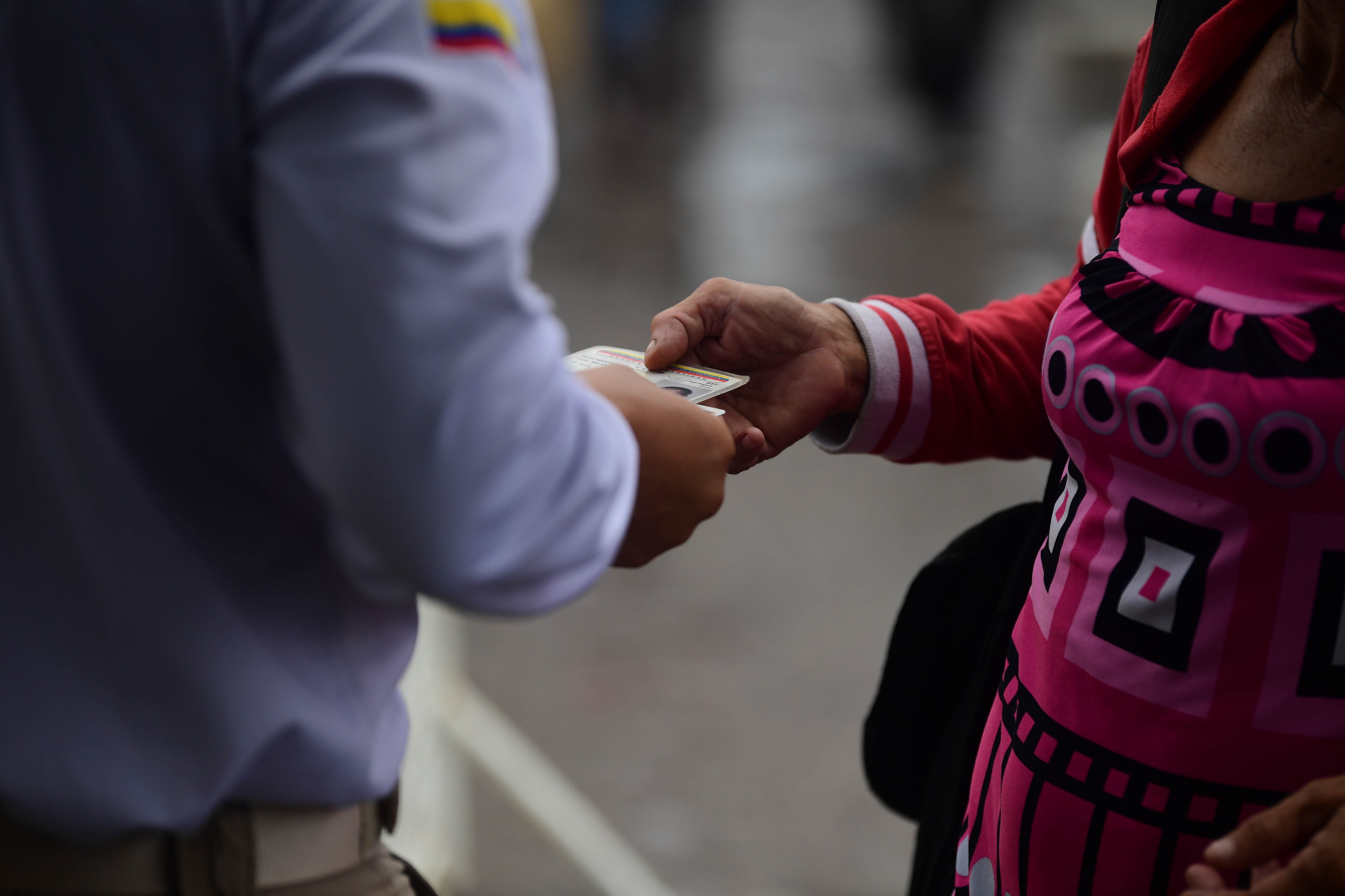 Aspectos de varios migrantes en la frontera entre Colombia y Venezuela