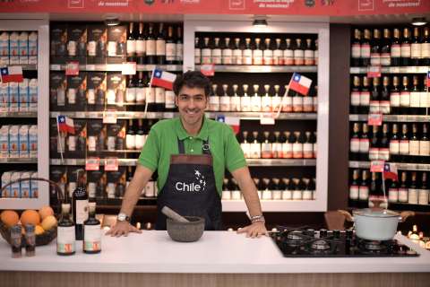 Él es el atractivo hijo mayor de Christopher Carpentier, de ‘Masterchef Celebrity’