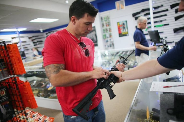 Asociación del Rifle en EE.UU. anuncia la «lucha del siglo»
