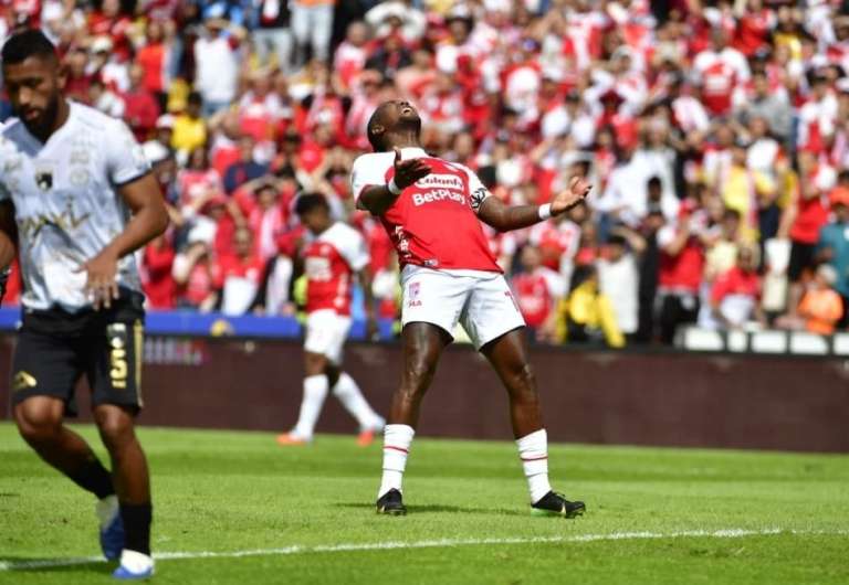 En imagenes: así se vivió la derrota de Santa Fe frente a Llaneros en El Campín