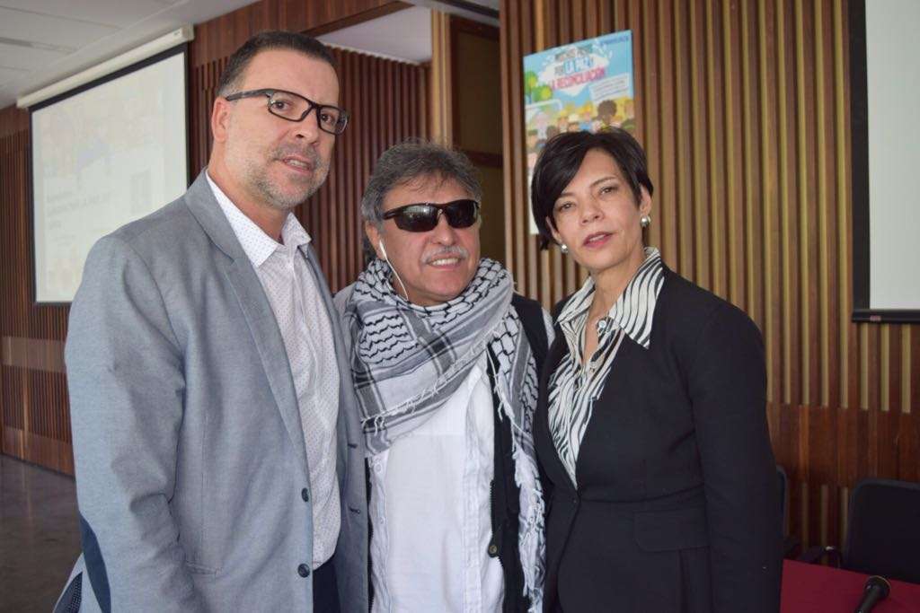 Freddy Rendon , Jesus Santrich y Bertha Lucia Fries / Cortesía: Adriana Rodríguez Giraldo