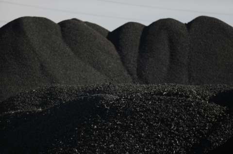 Alza en precio de carbono estimula a Europa a dejar el carbón