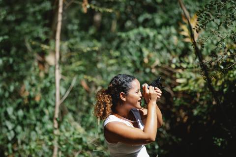 Guía práctica propone un turismo más sostenible desde la experiencia local