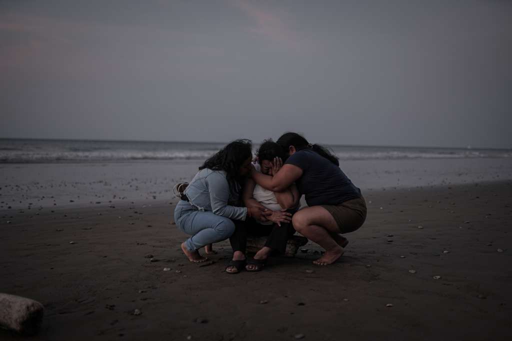 La familia de Andrés Mantuano lo acompañó durante 8 años que duró en cama.