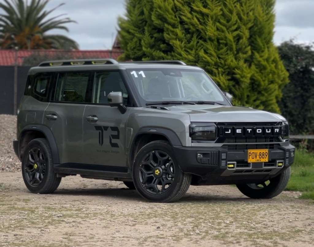 Jetour T2 es el nuevo híbrido enchufable de la marca china en Colombia.