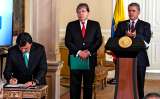 Duque firma resolución que otorga nacionalidad a niños venezolanos nacidos en Colombia