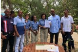 Pescadores de almejas firman el primer acuerdo de conservación del Caribe