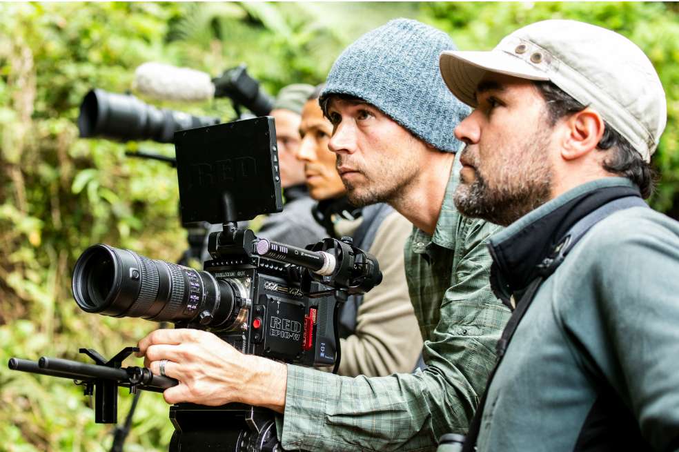 Keith Ladzinski, fotógrafo de “National Geographic”, en el rodaje del documental “The Birders” grabado en Colombia. / Cortesía WhereNext.com - Julián Manrique, ProColombia