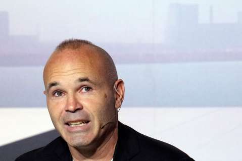 Es oficial: Andrés Iniesta, leyenda de España y Barcelona, se retiró del fútbol