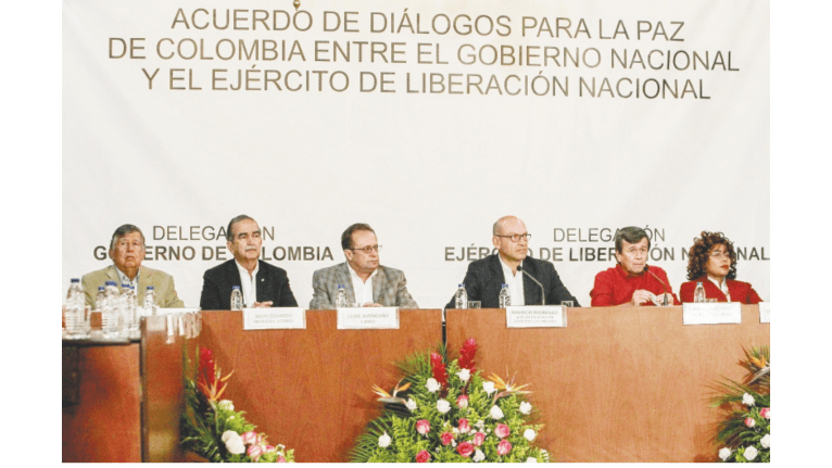 El 9 de octubre de 2016 se conoció en Caracas que la instalación formal de la mesa de diálogo entre el gobierno de Juan Manuel Santos y la dirigencia el Eln se realizaría el 27 de ese mes en Quito, Ecuador. Las esperanzas estaban concentradas en que este proceso tendría algún avance, en vista de que se había perdido el plebiscito por la paz.