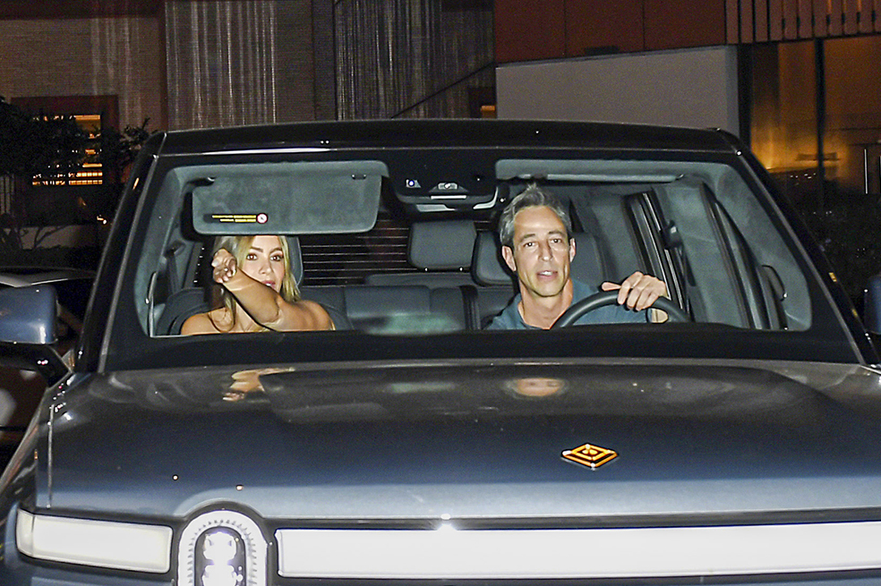 Sofía Vergara y el doctor Justin Saliman fueron a cenar a Funke, famoso restaurante ubicado en Beverly Hills.