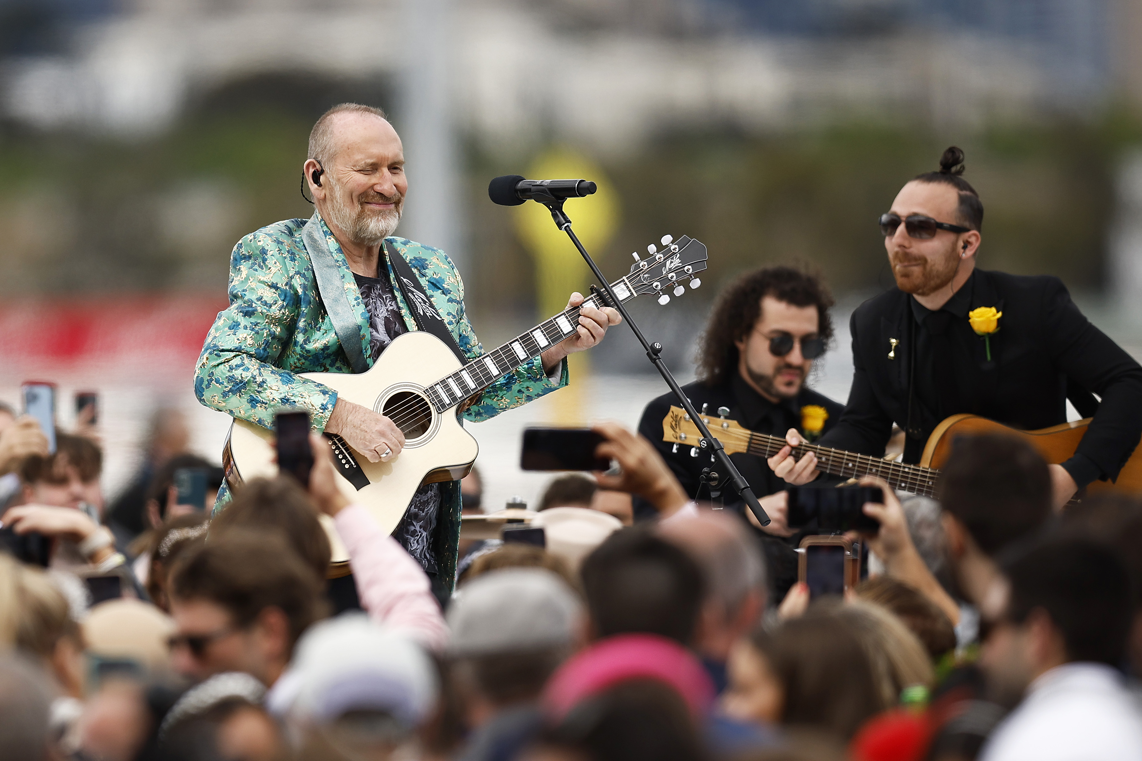 Colin Hay es el único miembro definitivo de Men At Work.
