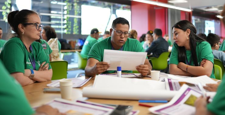 Atención profesores: buscan mentores para los Centros de Interés en Ciencia y Programación