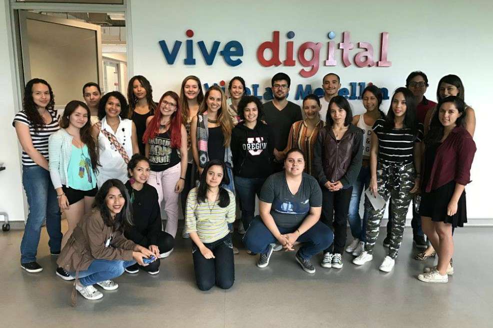 El proyecto ha alcanzado a 1.200 mujeres de siete ciudades del país. 