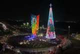 Encendieron el árbol de Navidad más grande del país en Barranquilla: ¿cuánto mide?