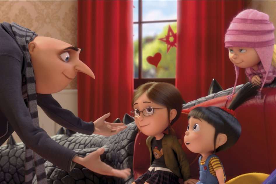 Gru y sus hijas adoptivas Margo, Edith y Agnes.