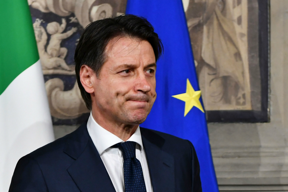 Giuseppe Conte acudió hoy a una reunión con el presidente italiano Sergio Mattarella para jurar en el cargo de primer ministro del país pero el encuentro terminó en la renuncia del jurista. / AFP