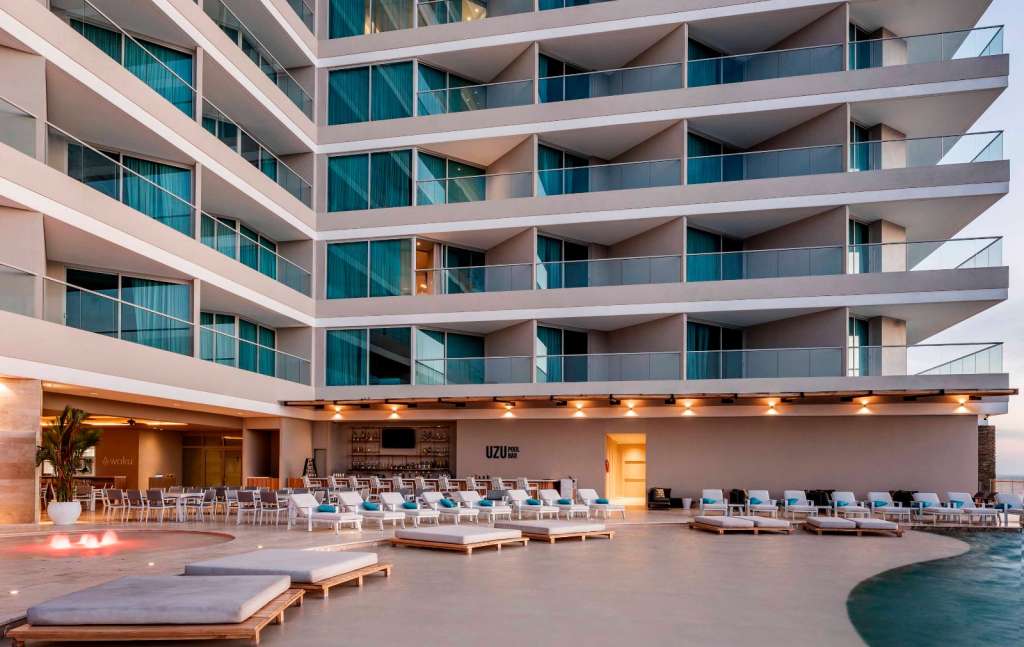 Hilton Santa Marta cuenta con 261 habitaciones, cinco restaurantes, dos piscinas y 1.000 metros cuadrados para eventos y reuniones.