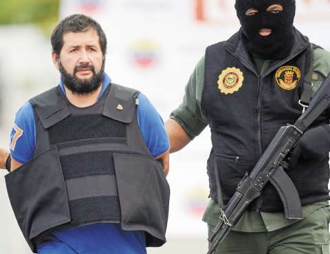 Supuestos testaferros del Loco Barrera, capo narcotraficante, fueron capturados