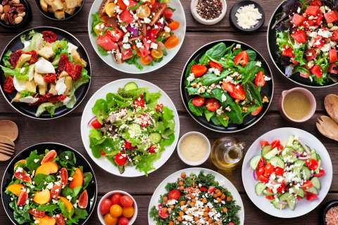 Seis ensaladas frescas y variadas para el almuerzo