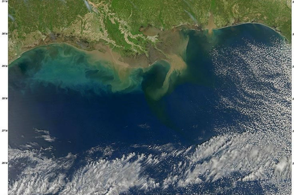 Una vista satelital del "área muerta" del Golfo de México, que tiene una extensión de 22.729 kilómetros cuadrados. / Nasa
