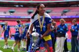 Mayra Ramírez hace historia: triplete en Inglaterra con Chelsea