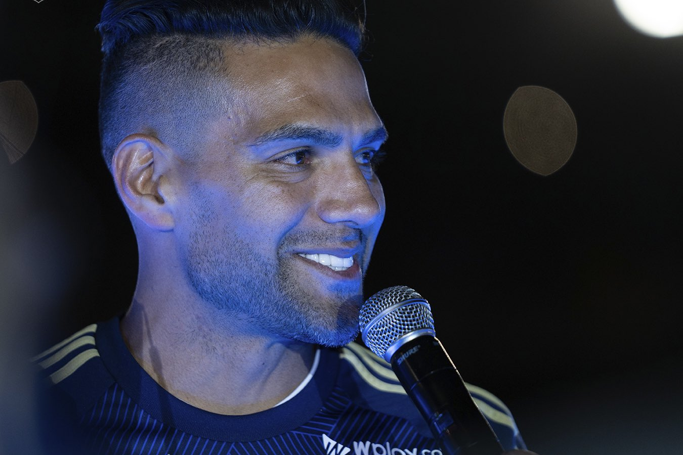 Imágenes de la presentación de Radamel Falcao García como nuevo jugador de Millonarios en El Campín.