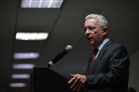 Audiencia en vivo: Fiscalía solicita la preclusión del proceso penal contra Uribe