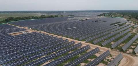 Inauguran el parque solar más grande de Colombia, ubicado en La Loma, Cesar